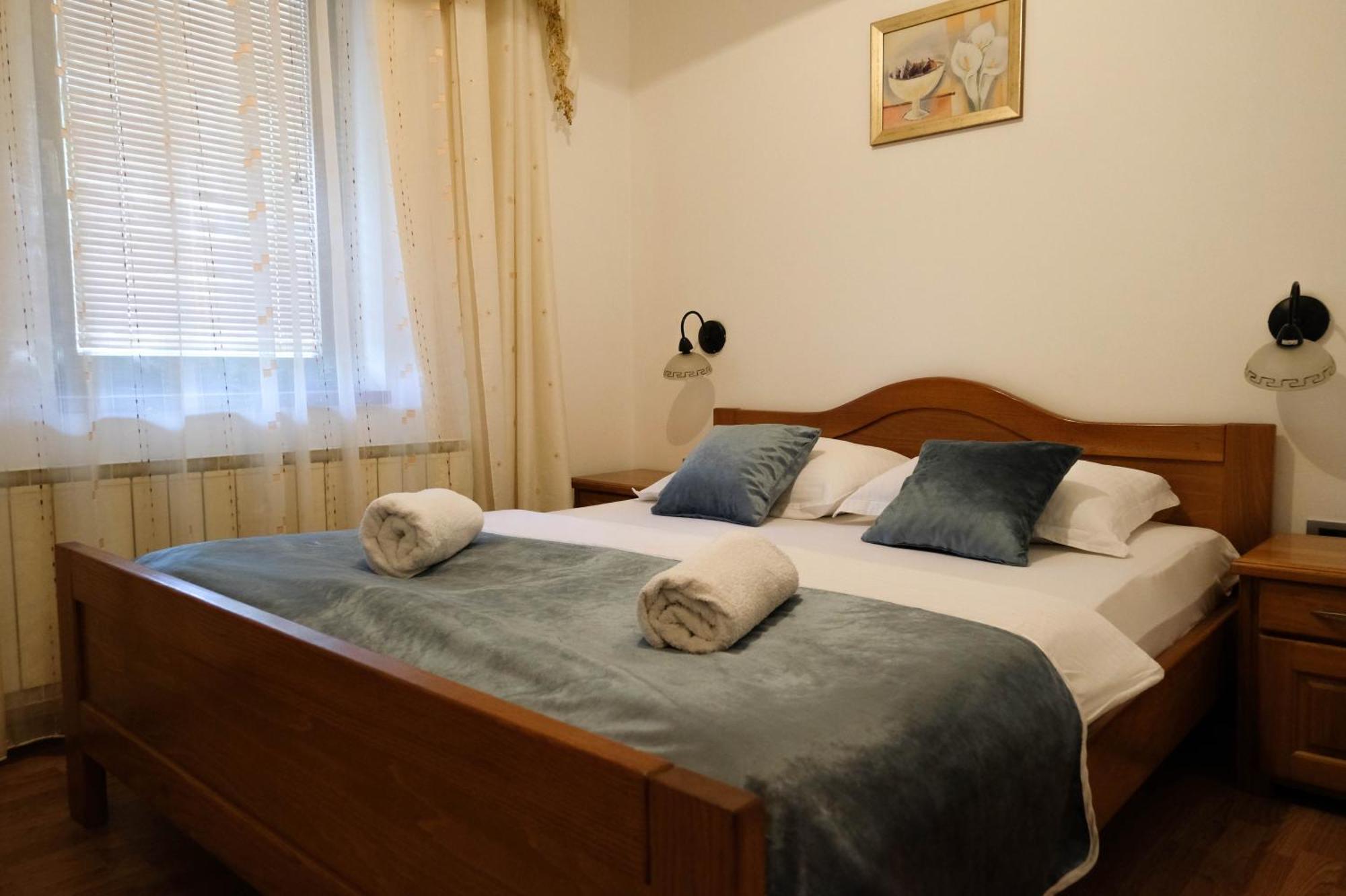 Bed And Breakfast Vijecnica Sarajevo Buitenkant foto